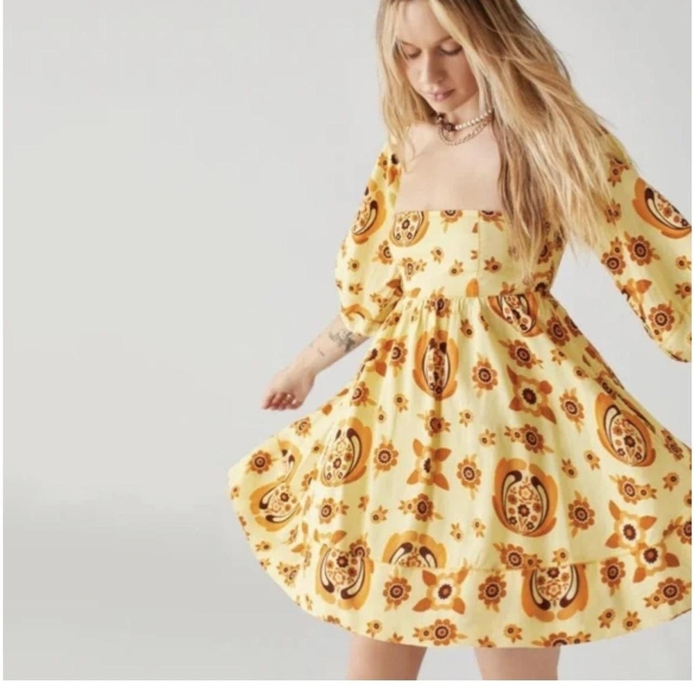 Urban Outfitters • Babydoll Floral Dress